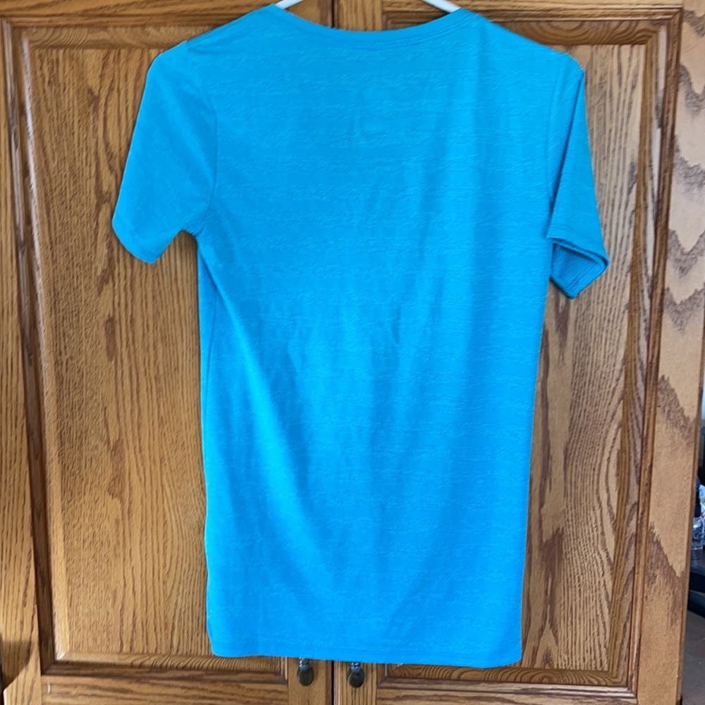 Teal blue Nike T-shirt size S🔥🔥 - Picture 2 of 3